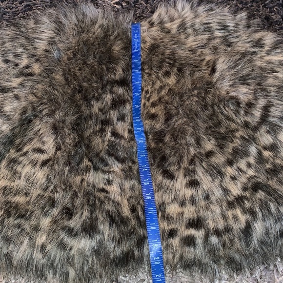 Michael Kors Faux Fur Shortie Jacket XS Great Cond - Picture 5 of 6